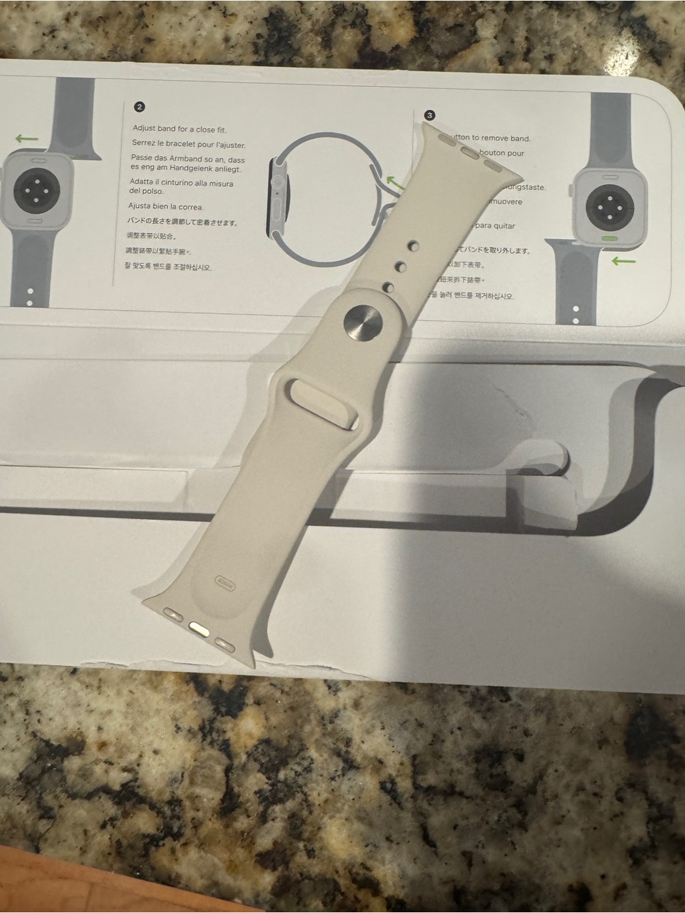 Original Apple Watch Starlight Sport Band S/M For Apple Watch 40mm Starlight - Picture 7 of 10